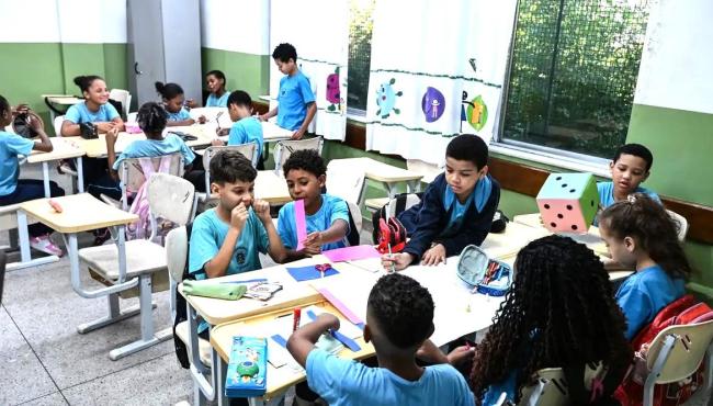 Ensino integral acelera aprendizado de vulneráveis