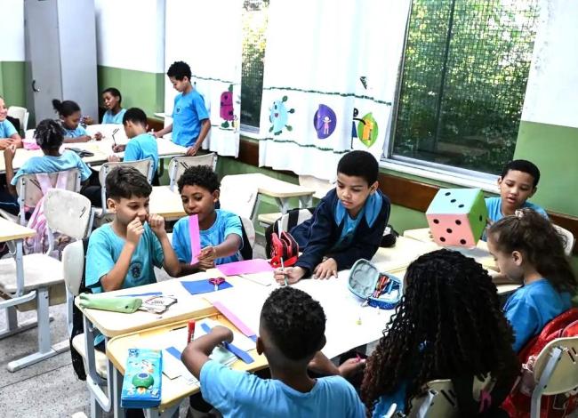 Ensino integral acelera aprendizado de vulneráveis