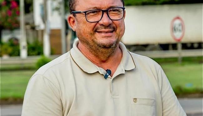 Erivan Tavares celebra novo edital de bolsa transporte universitário em Conceição da Barra, ES