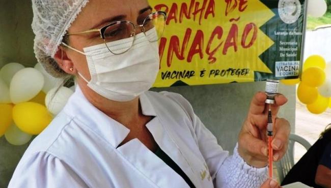 ES amplia segunda dose de reforço da Covid-19 para a população com mais de 30 anos e grupos prioritários