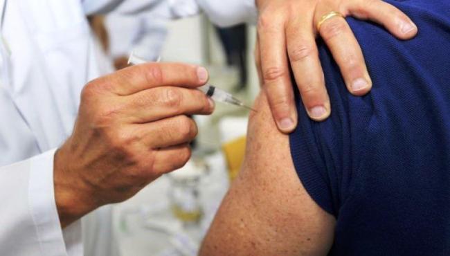 ES avalia vacinar cerca de 1,5 milhão de capixabas contra Influenza em 2022