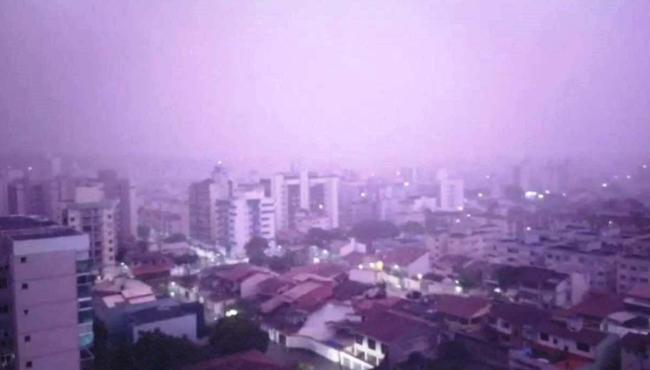 ES é atingido por mais de 11.000 raios durante chuva na madrugada de domingo (7)