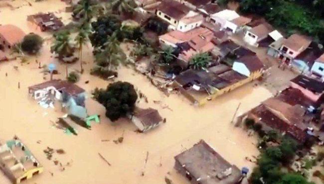 ES enviará viaturas, embarcações e equipes dos bombeiros para ajudar vítimas da chuva na Bahia