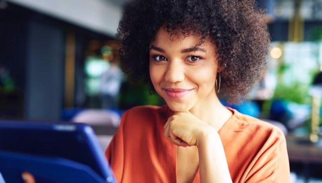 ES oferta 10 mil vagas distribuídas em 10 cursos do Qualificar ES Mulher On-line