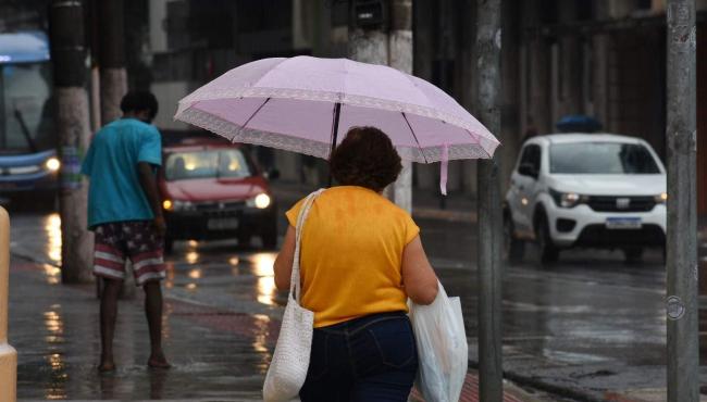 ES recebe dois novos alertas de chuva forte e ventos de até 100 km/h