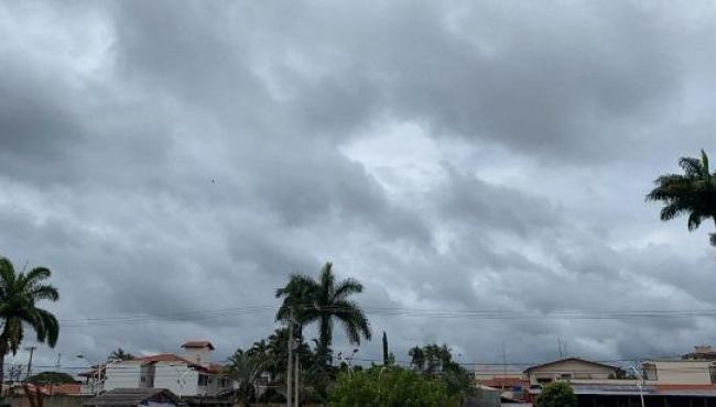 ES recebe novos alertas para chuvas intensas; veja previsão do tempo