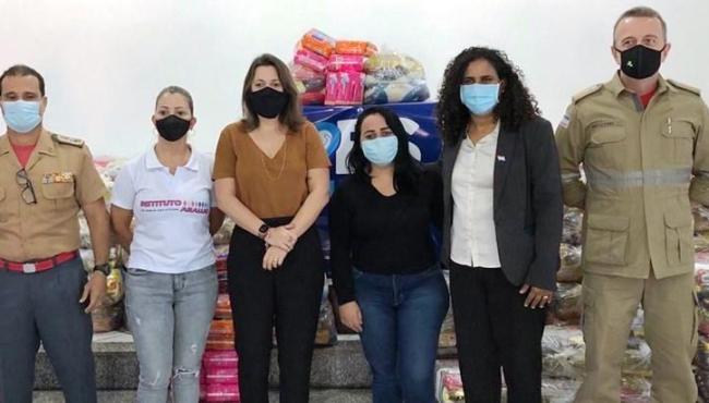 ES Solidário entrega cestas básicas e absorventes a instituições sociais