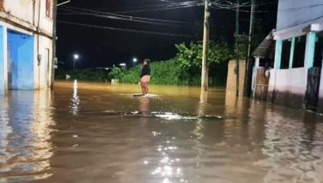 ES tem 26 alertas para risco de alagamentos e deslizamentos de terra: Desabrigado e desalojados chegam a 615