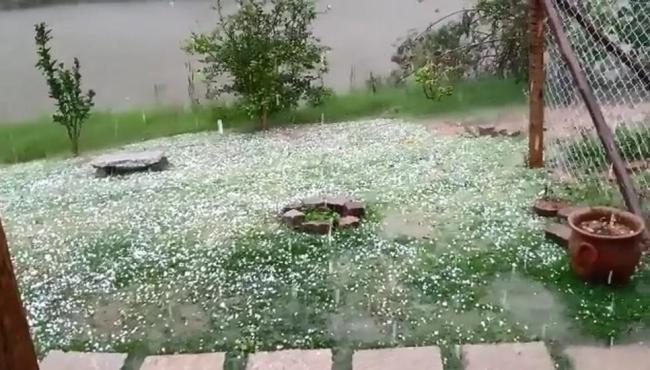 ES tem chuva de granizo e 68 cidades em alerta para risco de tempestade