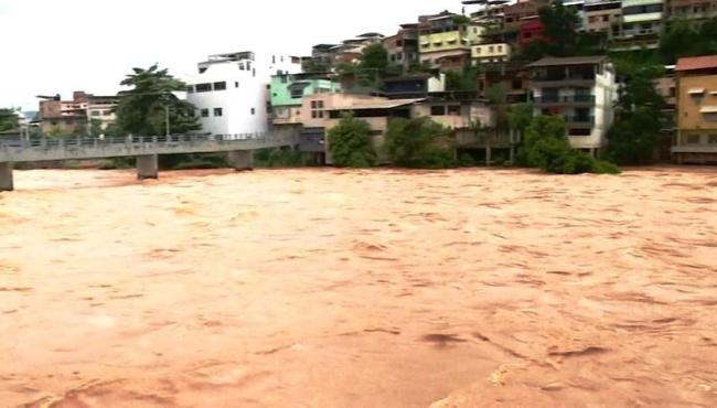 ES tem quase 200 pessoas fora de casa após chuva, diz Defesa Civil