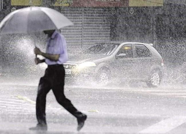 ES terá tempestades, ventos fortes e risco de granizo neste fim de semana
