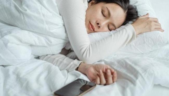 Especialista dá dicas para evitar que frio afete sono no inverno