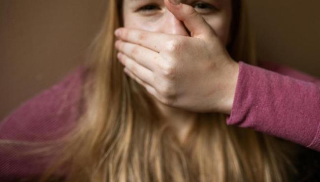 Espírito Santo avança no combate à violência contra a mulher enquanto Brasil registra alta nos casos