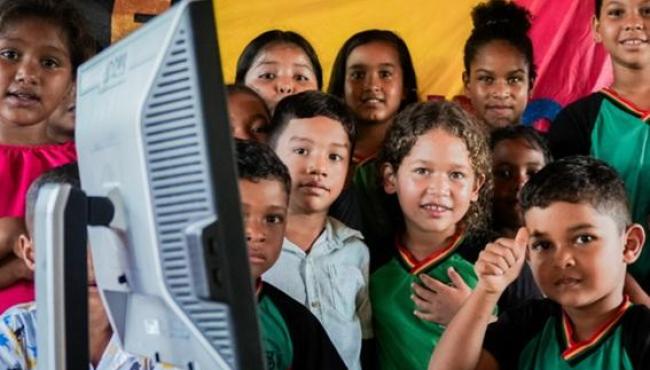 Espírito Santo chega a 62,47% de escolas conectadas à internet