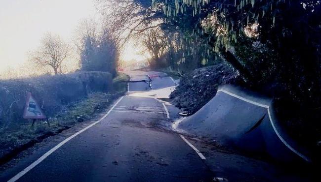 Estrada é destruída por ‘movimentos inexplicáveis’ e vira mistério para cientistas