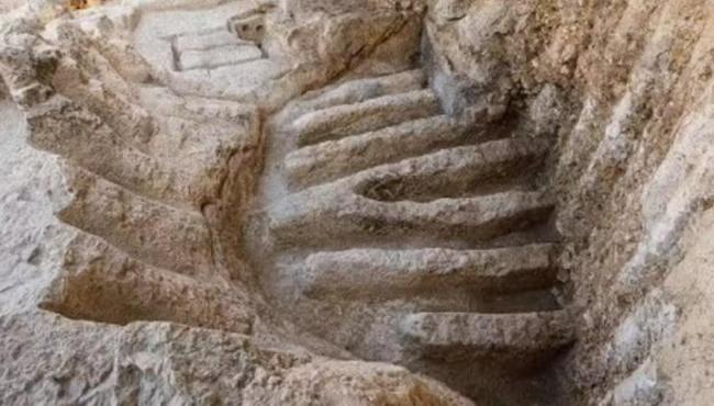 Estrutura 'monumental' de 3 mil anos descoberta em Israel confirma história da Bíblia