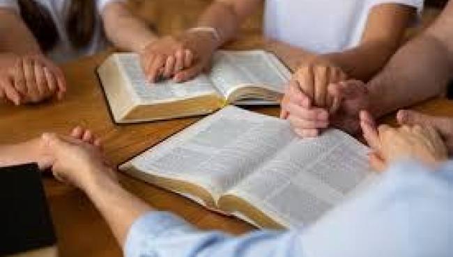 Evangélicos avançam e se tornam maioria em 244 municípios brasileiros