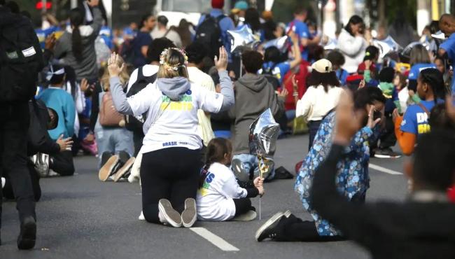 Evangélicos são alvo de disputa, mas rejeitam uso eleitoral de igrejas