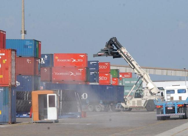 Exportações aos EUA crescem pela primeira vez após tarifaço de Trump