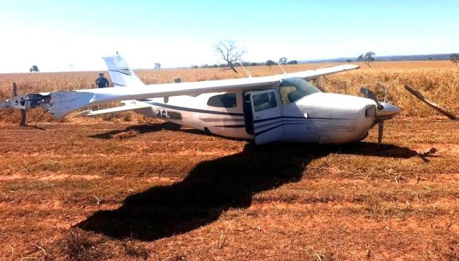 FAB intercepta aeronave suspeita vinda da Bolívia