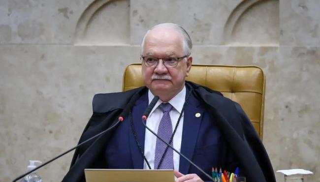 Fachin suspende decisões de Mendonça e Dino sobre diretor da PF