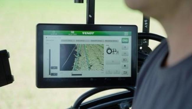 Fendt e PTx Trimble desenvolvem sistema de controle de ervas daninhas com uso de inteligência artificial