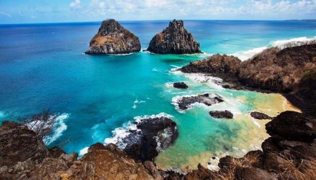 Fernando de Noronha reabre ao turismo e enche moradores da ilha de otimismo