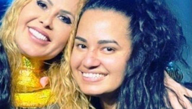 Filha de Joelma fala sobre internação e atualiza estado de saúde da mãe: ‘O inchaço está passando’