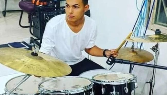 Filho de pastor evangélico morre afogado após celebração de batismo