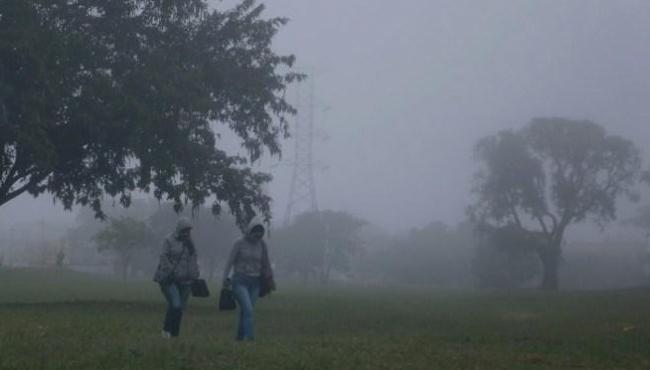 Fim de semana será de tempo fechado e com chuva em várias regiões do Espírito Santo