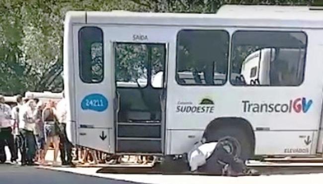 Fiscal é atropelada por ônibus em terminal da Serra (ES), Grande Vitória