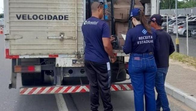 Fiscalização flagra trânsito de mercadorias sem documentação fiscal em São Mateus, ES