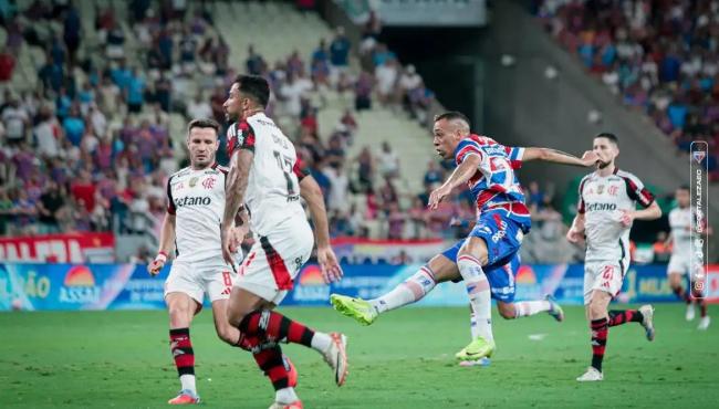 Flamengo tropeça e Palmeiras pode abrir na liderança do Brasileirão