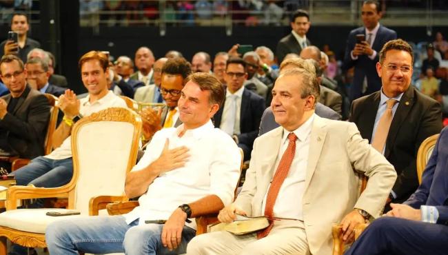 Flávio passa domingo reunido com prefeitos e vereadores de São Paulo