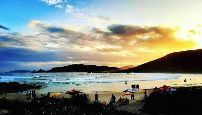 Florianópolis lidera ranking de traições no Brasil em 2025