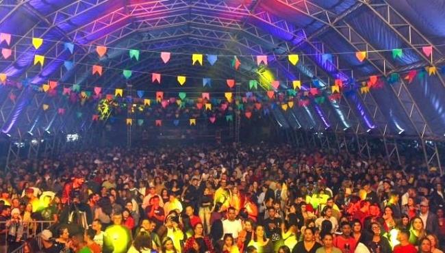 Forró do Pontal 2026 promete três dias de muita música, gastronomia e movimentação da economia em Linhares, ES