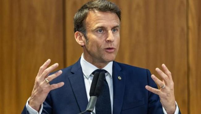 França pode proibir redes sociais para menores de 15 anos
