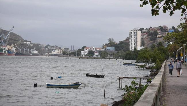 Frente fria começa a se afastar do ES nesta quarta: Veja a previsão do tempo