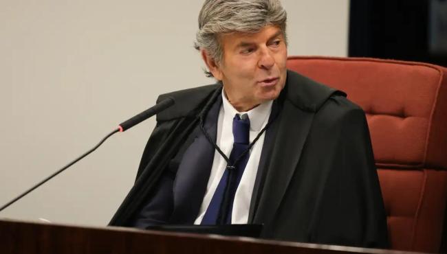 Fux absolve Bolsonaro e condena Braga Netto e Cid pela trama golpista