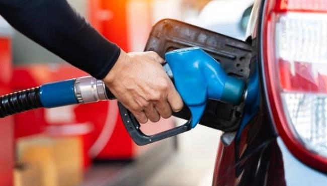 Gasolina também deve acompanhar tendência internacional de queda