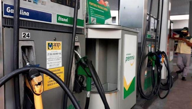 Gasolina vai subir 12% nas refinarias, informa Petrobras