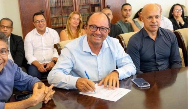 Governador autoriza R$ 97 milhões em obras na orla de Guaxindiba, em Conceição da Barra, ES: Prefeito Erivan celebra conquista histórica