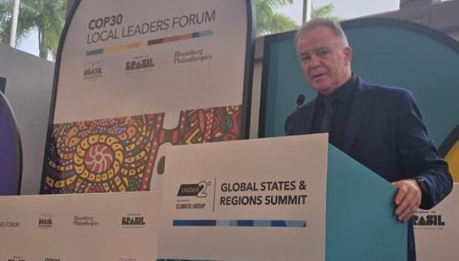 Governador do ES destaca ações climáticas estaduais durante fórum da COP30 no Rio de Janeiro