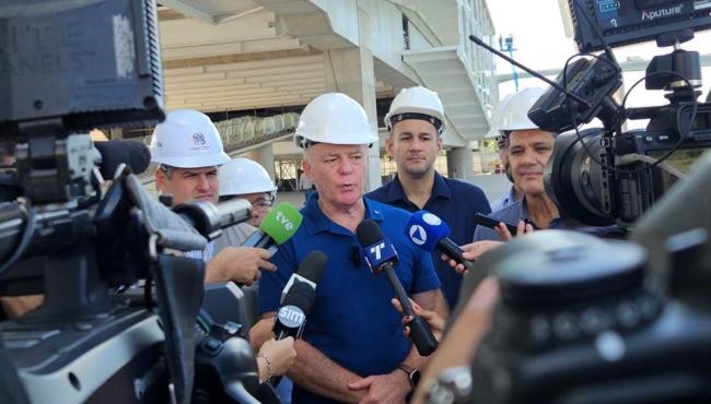 Governador do ES, Renato Casagrande, realiza visita técnica às obras do Cais das Artes