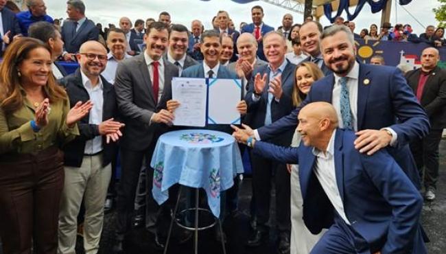 Governador do Espírito Santo, Ricardo Ferraço, anuncia novos investimentos e reforça parceria com Vila Velha nos 491 anos do município