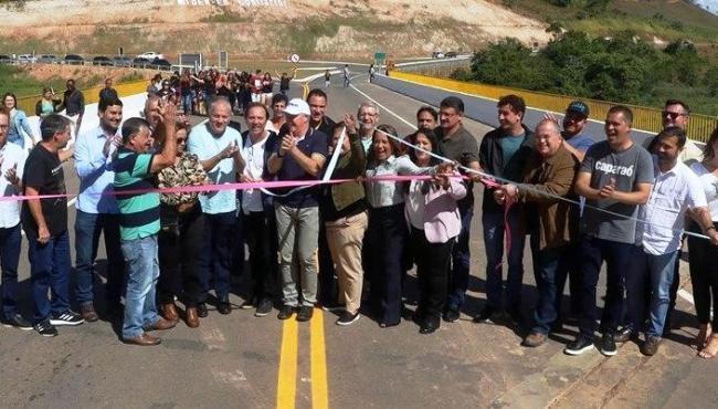 Governador inaugura pavimentação da Rodovia ES-181 entre Alegre e São José do Calçado, ES