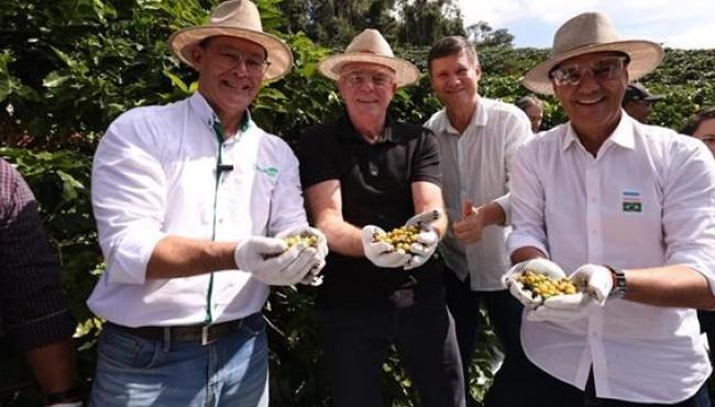 Governador Ricardo Ferraço realiza abertura oficial da colheita do café arábica no Espírito Santo