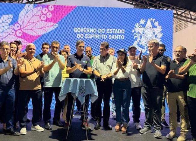 Governador Ricardo Ferraço entrega obras de saneamento e anuncia novos investimentos em Jaguaré, Espírito Santo