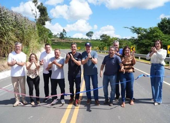 Governador Ricardo Ferraço entrega pavimentação e inaugura Rodovia ES-137 em Nova Venécia, ES