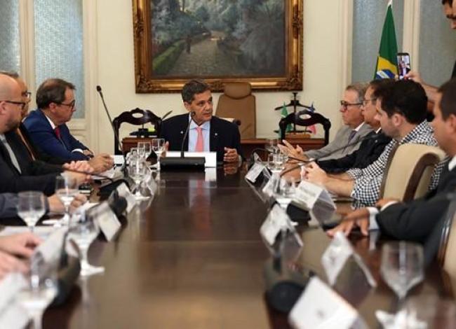 Governador Ricardo Ferraço realiza primeira reunião do Estado Presente com gestores da Segurança Pública do ES